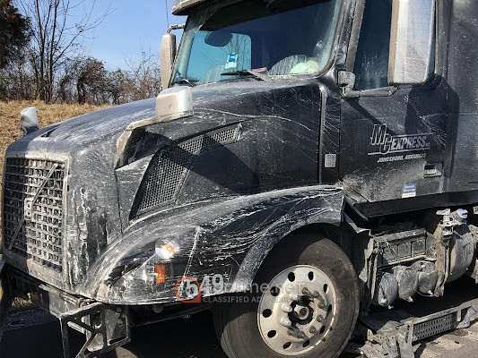 18-wheeler-modocks-mobile-heavy-truck-repair-big-1